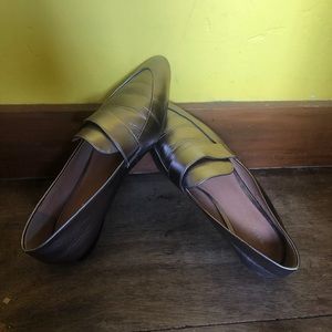 Silver/purple Halogen Flats